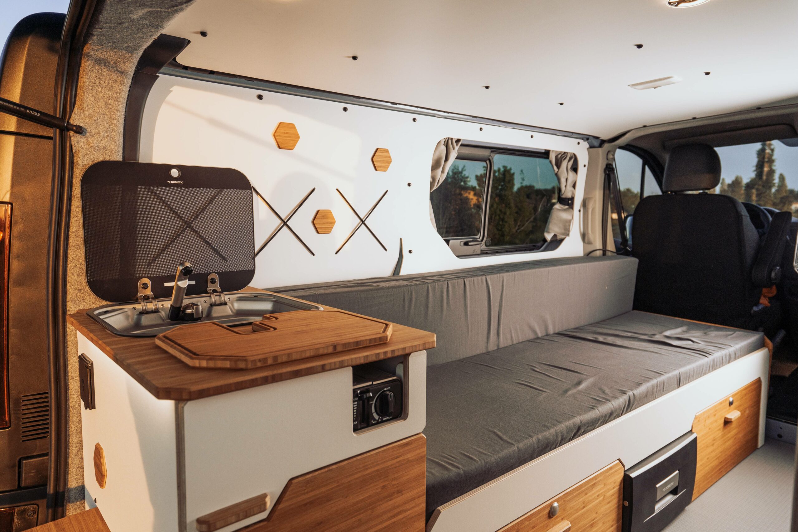 3. louer van amenage otago